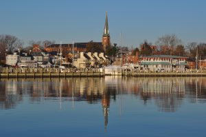 DSC_0080-300×199 a large body of water
